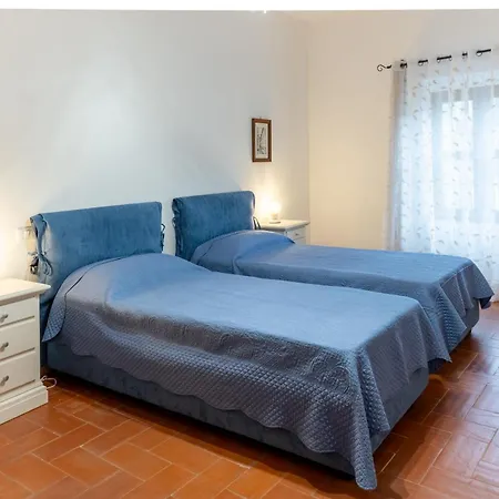 Ferienhaus La Vecchia Cantina Guzzardi Lari