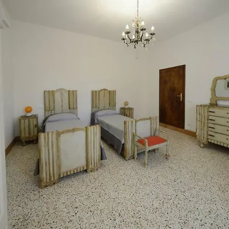 La Vecchia Cantina Guzzardi بيت للعطل *