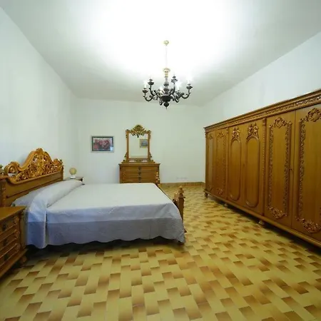 La Vecchia Cantina Guzzardi *